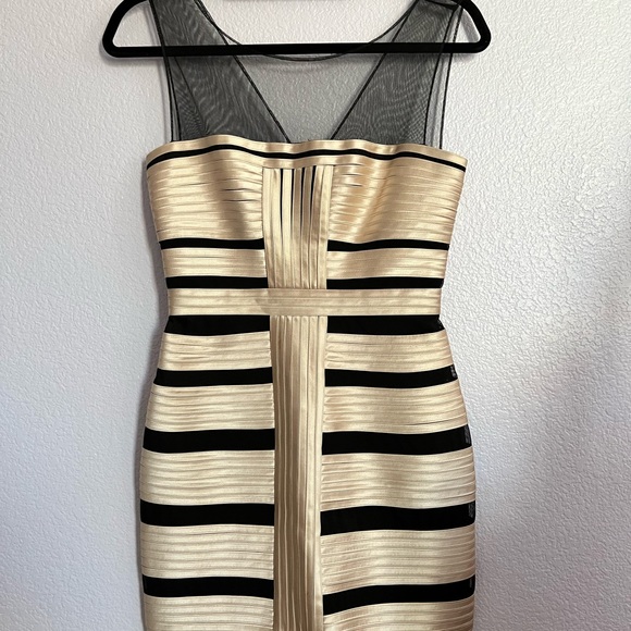 BCBGMaxAzria Dresses & Skirts - Bcbg beautiful, like new condition mini dress. Wore one. Stretchy fabric.